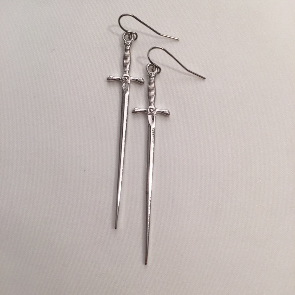 Vanessa Mooney sonnet of the sword silver dagger earrings